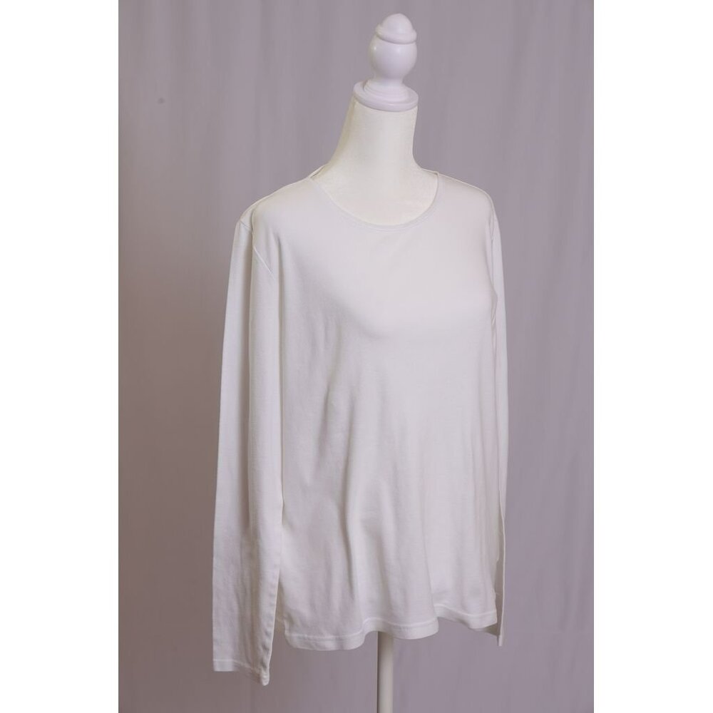 Croft & Barrow Women’s Size Medium White Long-sleeved Tee
